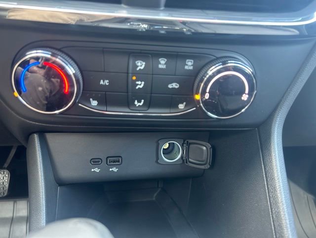 New 2026 Buick Encore GX Preferred AWD/4WD image 19