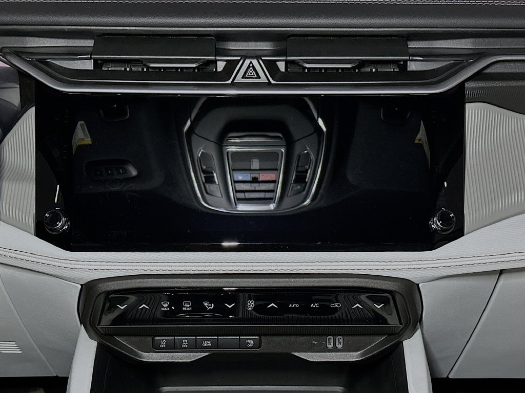 New 2026 Jeep Cherokee Limited AWD/4WD image 12