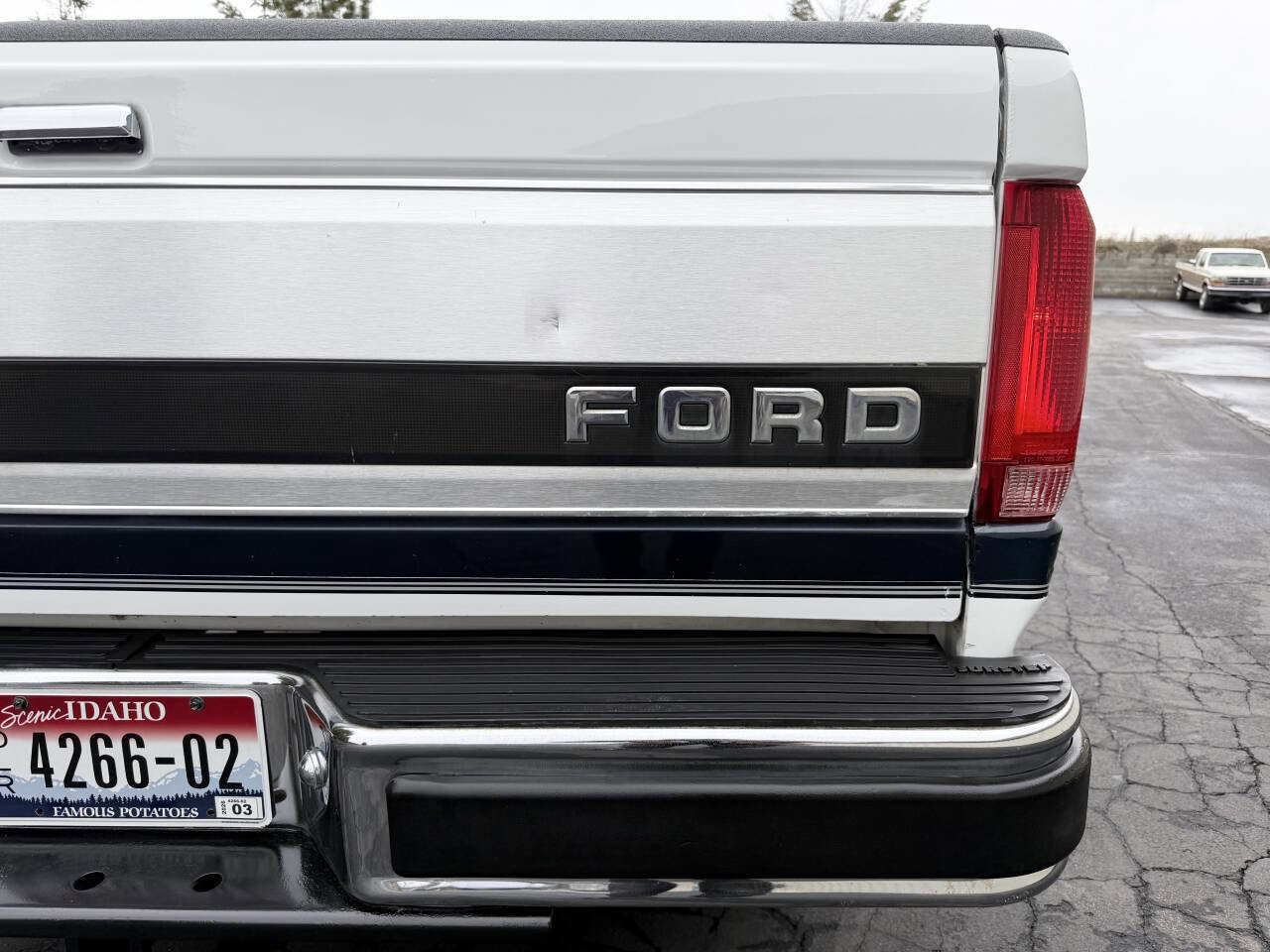 Used 1993 Ford F250 XLT image 86