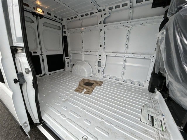 New 2026 RAM ProMaster 1500 w/ Cold Weather Group FWD image 13