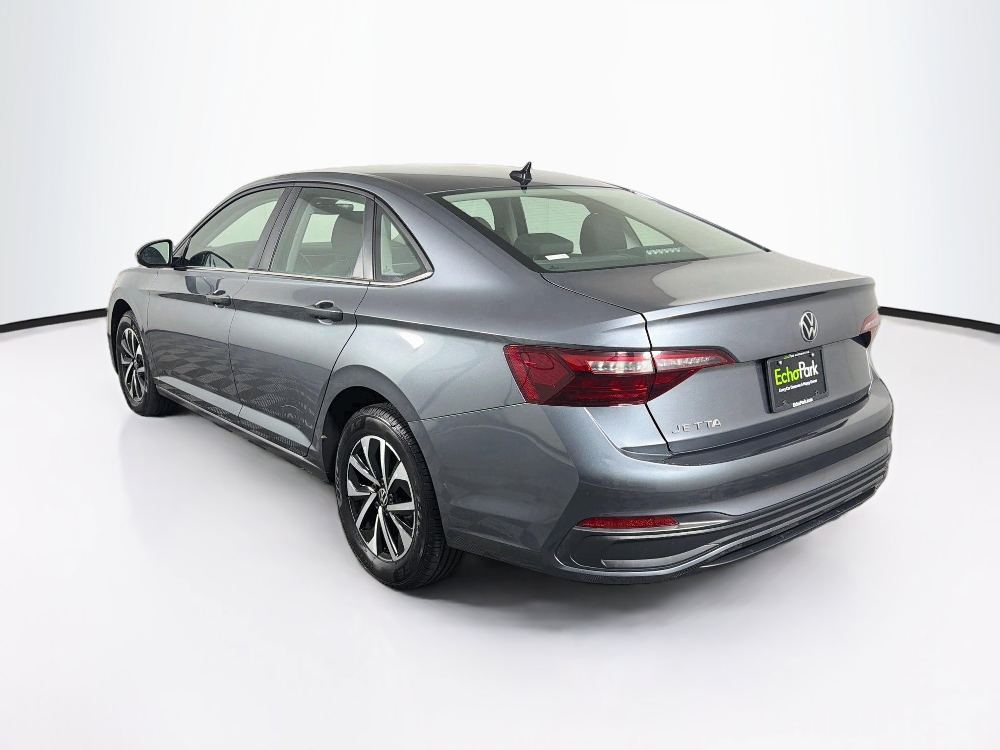 Used 2024 Volkswagen Jetta S FWD image 5