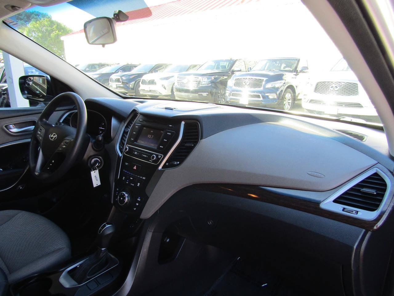 Used 2018 Hyundai Santa Fe Sport FWD image 10