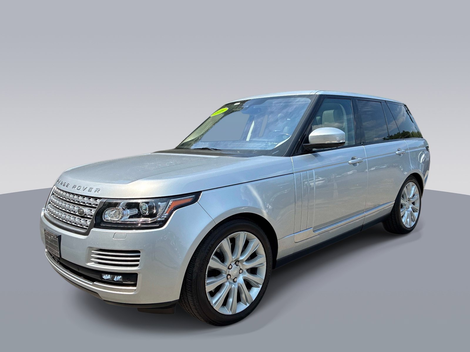 Used 2016 Land Rover Range Rover Supercharged AWD/4WD image 3