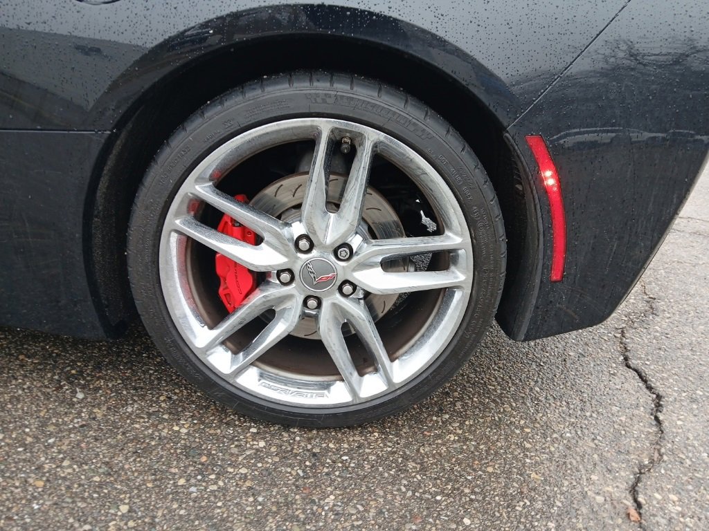 Used 2014 Chevrolet Corvette Stingray Convertible w/ 2LT Preferred Equipment Group image 9