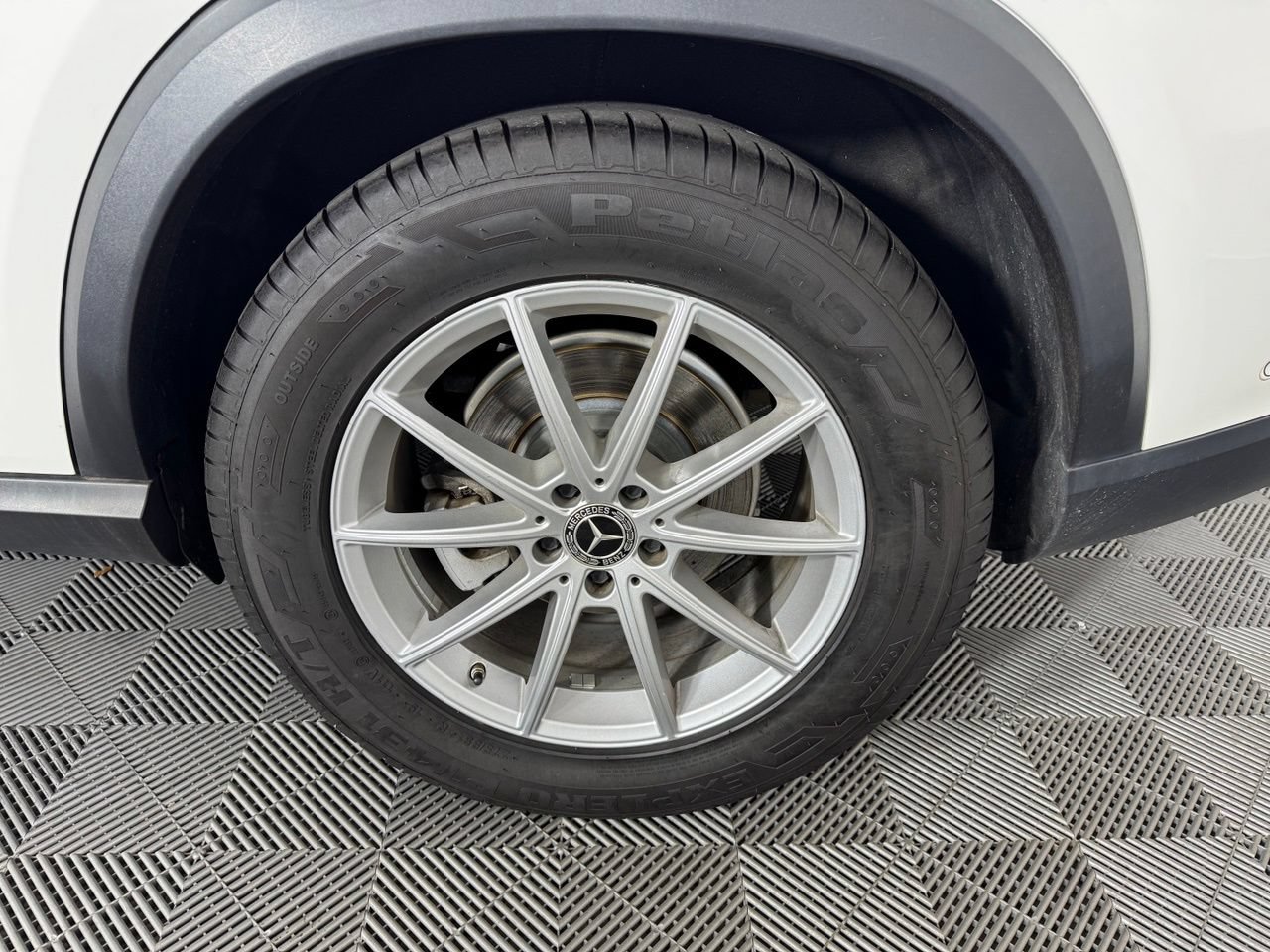 Used 2024 Mercedes-Benz GLE 350 4MATIC image 40