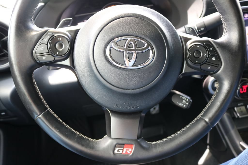 Used 2022 Toyota GR86 Premium w/ ALL Weather Mat Package (TMS) RWD image 19