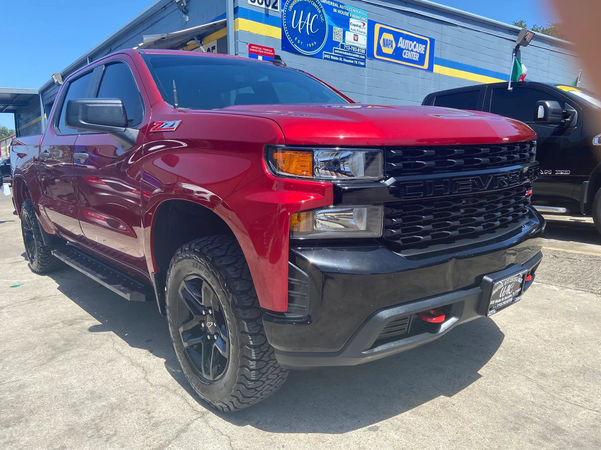 Used 2021 Chevrolet Silverado 1500 Custom Trail Boss AWD/4WD image 9