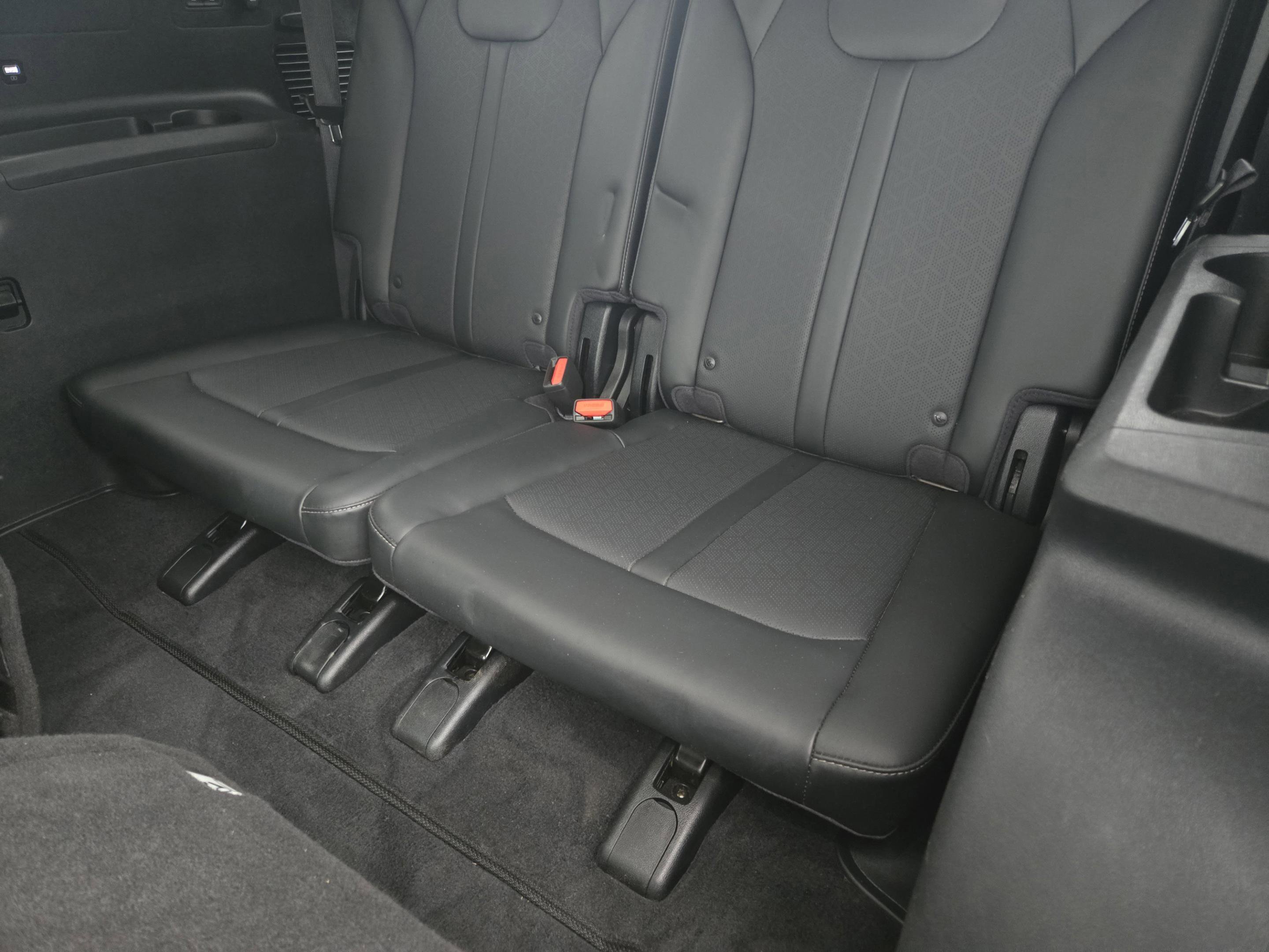 Used 2021 Kia Sorento EX w/ Panoramic Sunroof Package FWD image 26