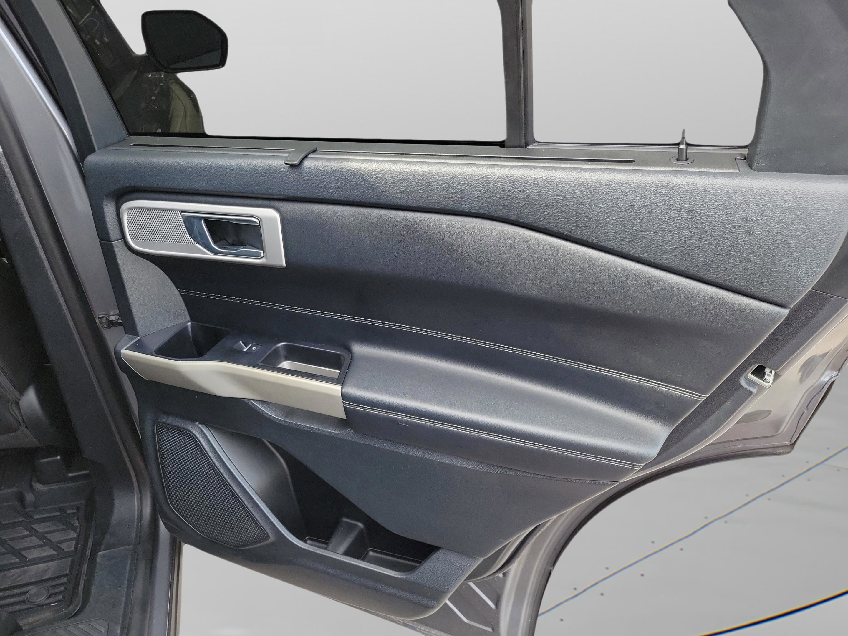 Certified 2022 Ford Explorer Limited image 26