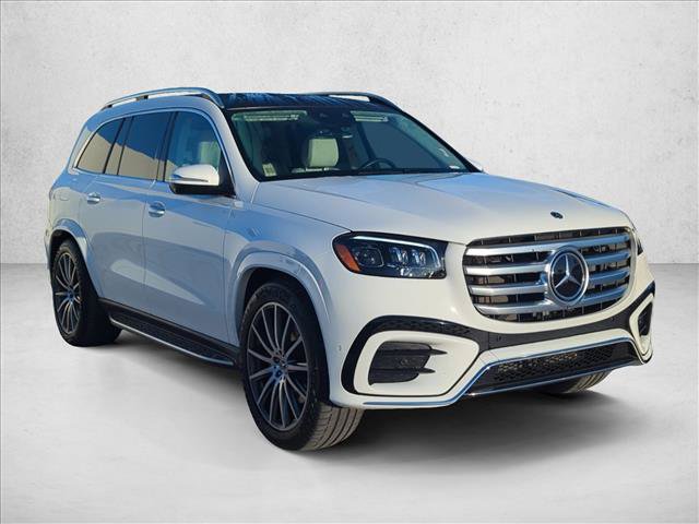 Used 2024 Mercedes-Benz GLS 450 4MATIC image 3