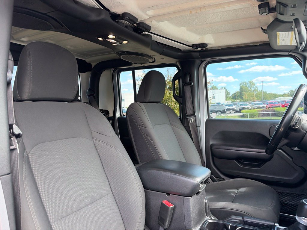 Used 2020 Jeep Gladiator Sport w/ Quick Order Package 24S AWD/4WD image 26