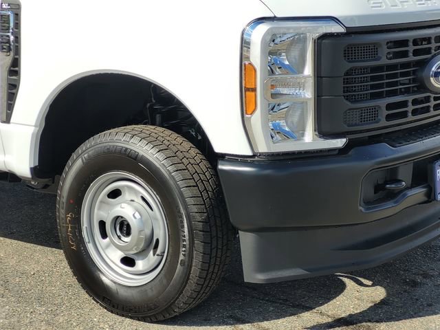 New 2026 Ford F250 XL AWD/4WD image 3