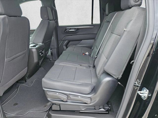 New 2026 Chevrolet Suburban LS RWD image 9