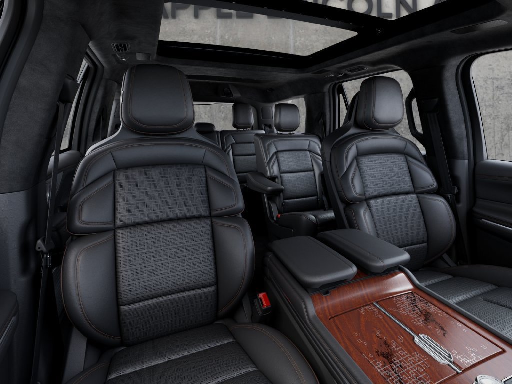 New 2027 Lincoln Navigator Black Label AWD/4WD image 10