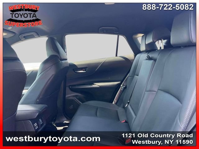 Certified 2024 Toyota Venza XLE AWD/4WD image 13
