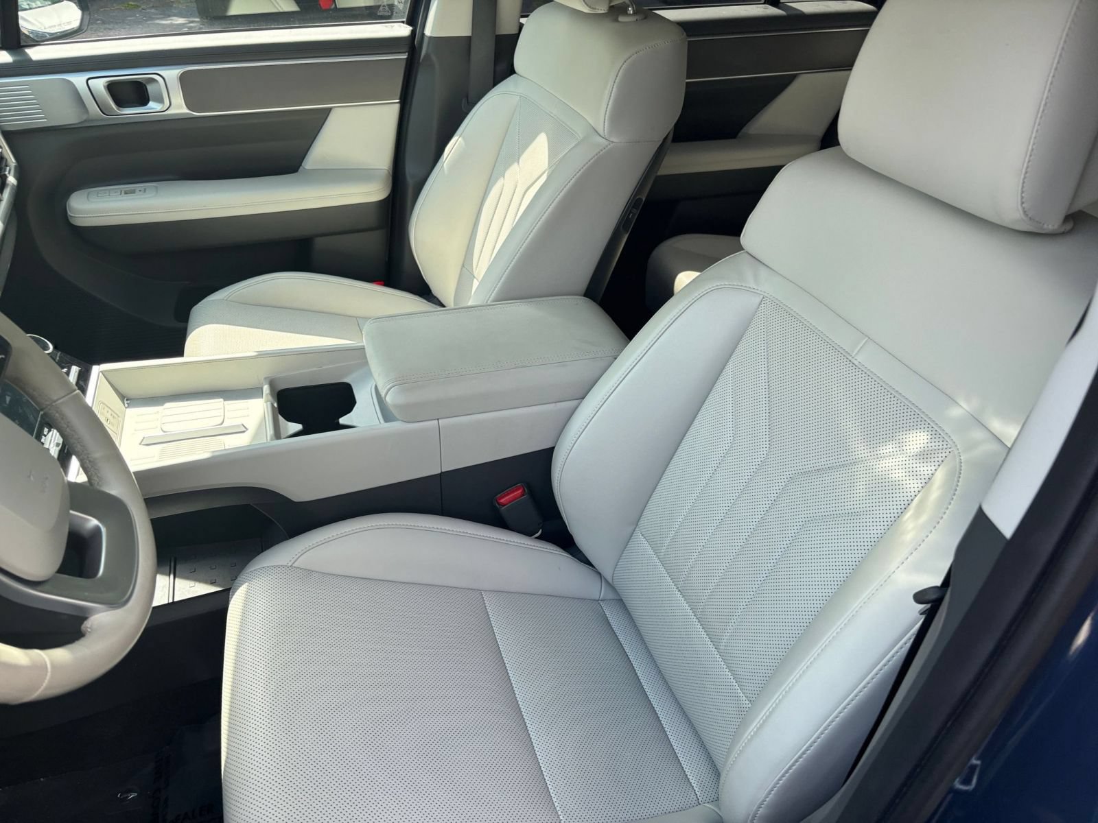 Used 2026 Hyundai Santa Fe SEL FWD image 33
