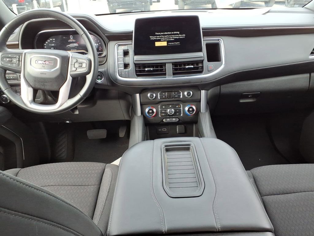 Used 2023 GMC Yukon SLE w/ Gmc Pro Safety Plus Package image 11