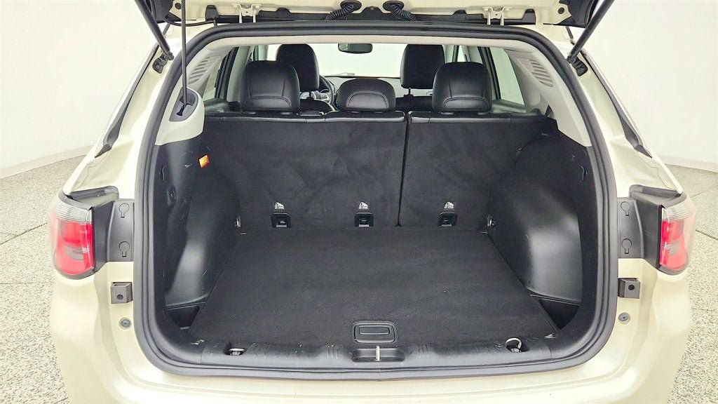 Used 2018 Jeep Compass Limited w/ Navigation Group AWD/4WD image 23