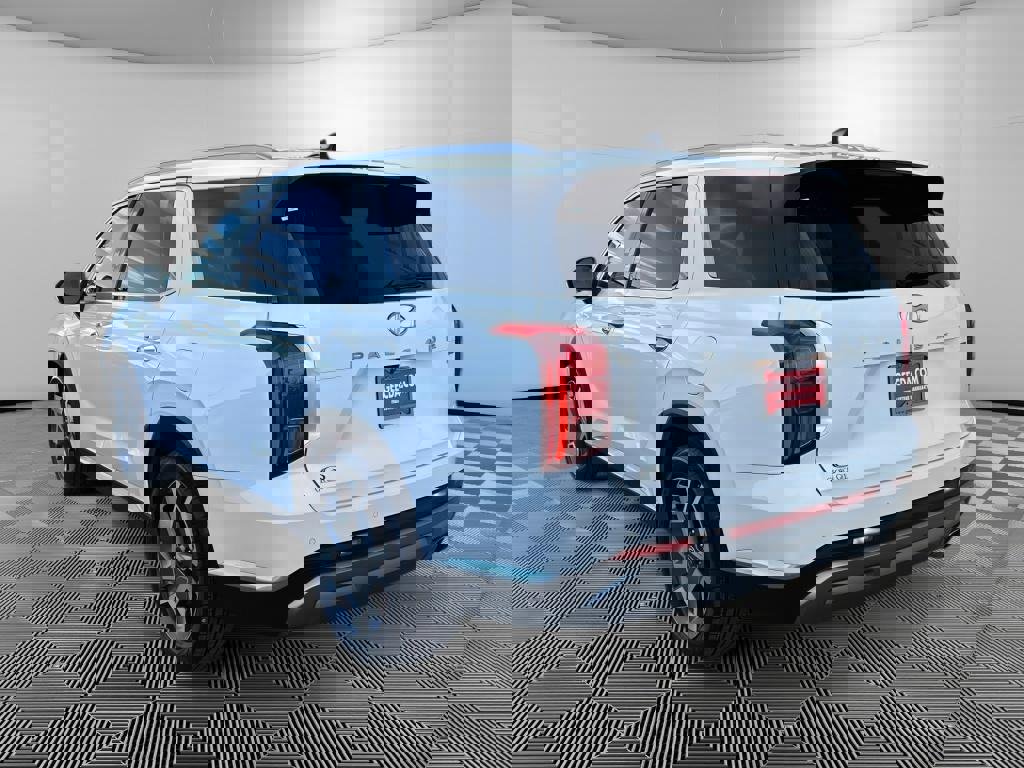 Used 2023 Hyundai Palisade Limited AWD/4WD image 6