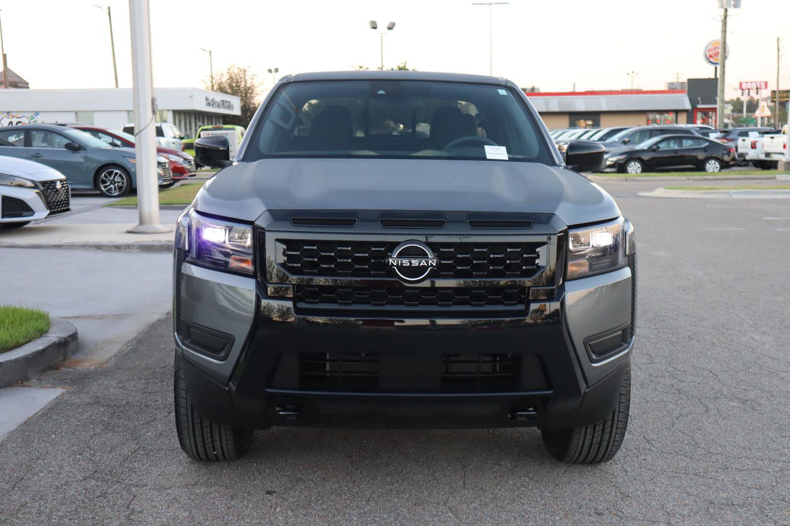 New 2026 Nissan Frontier 4x4 Crew Cab image 15