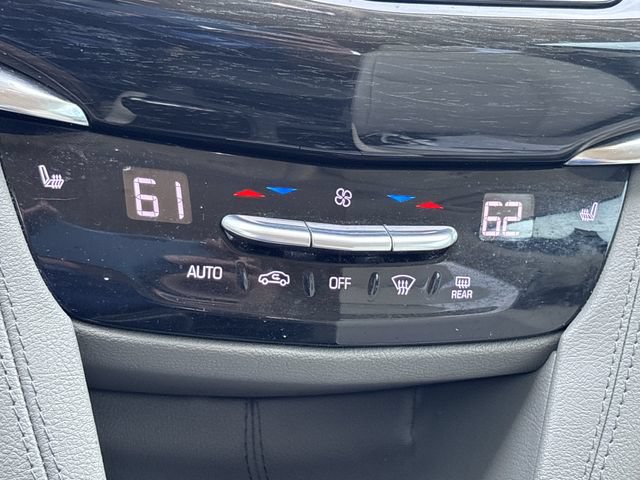 Used 2020 Cadillac XT6 Premium Luxury FWD image 41