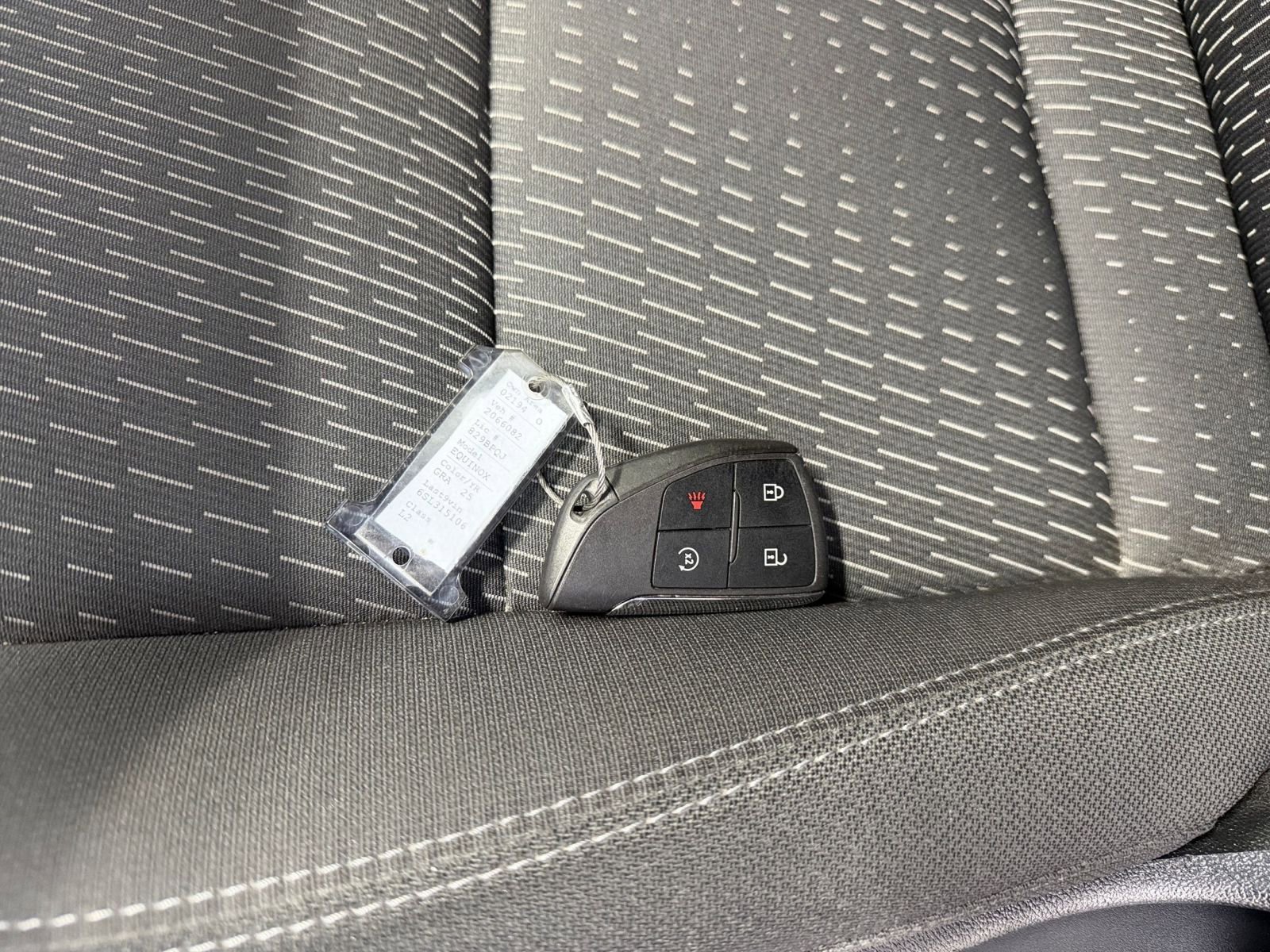 Used 2025 Chevrolet Equinox LT image 22