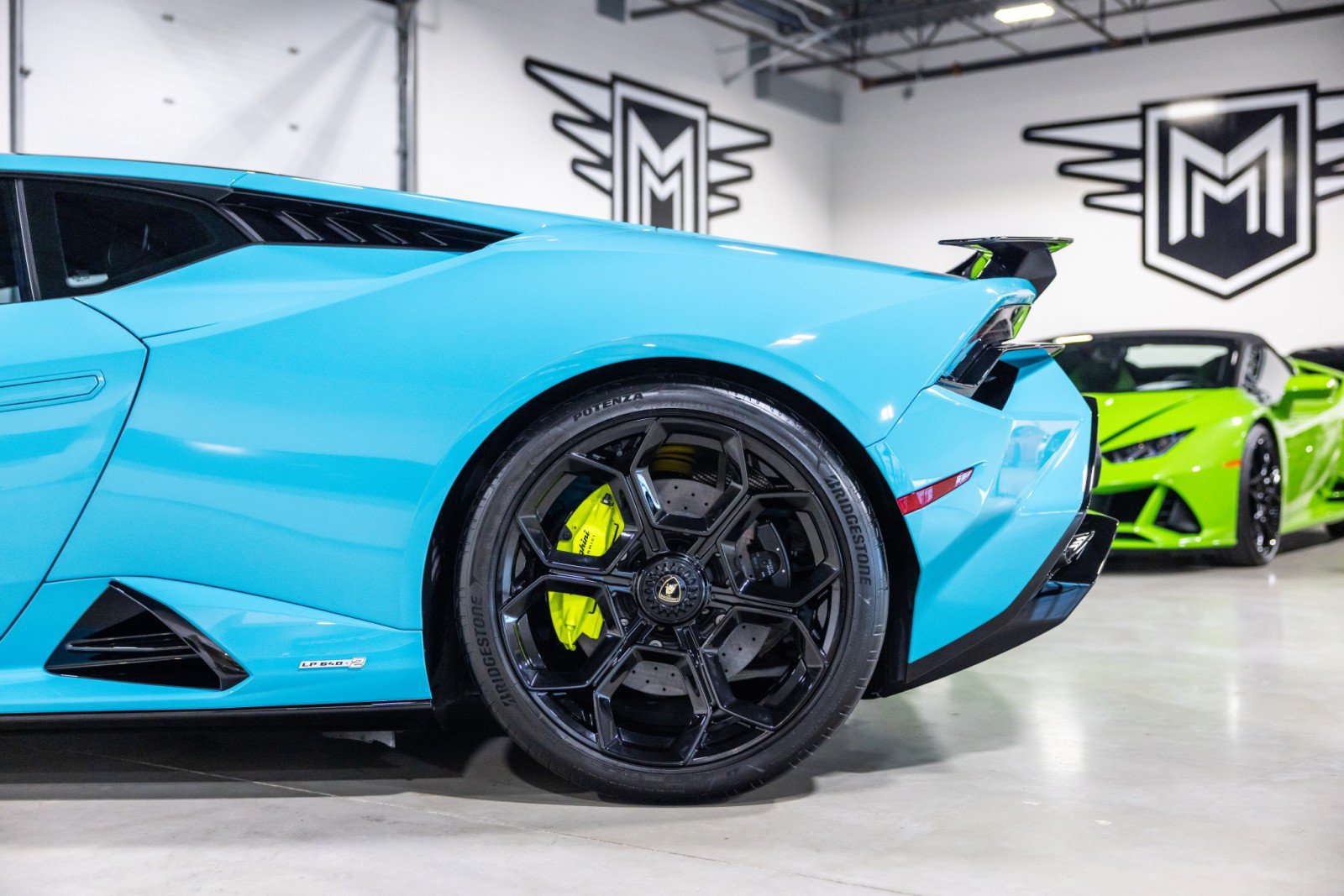 Used 2024 Lamborghini Huracan Tecnica RWD image 17