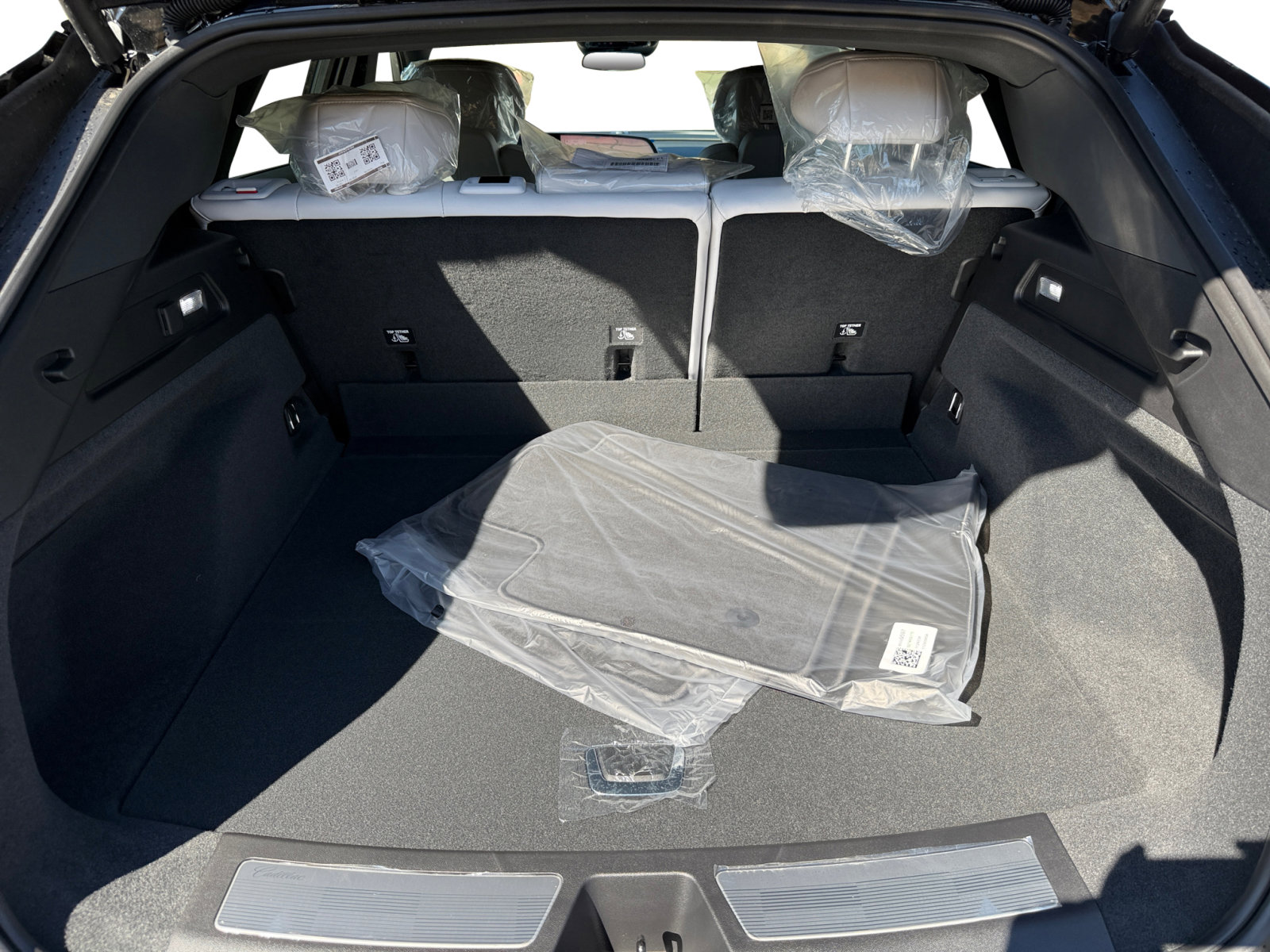 New 2025 Cadillac Lyriq Sport image 17