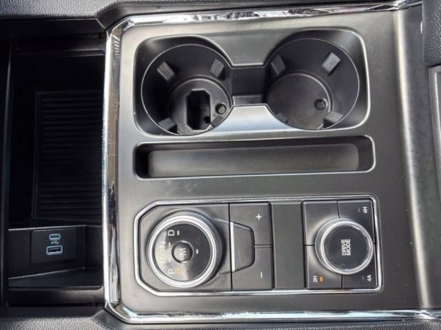Used 2024 Ford Expedition XLT AWD/4WD image 26
