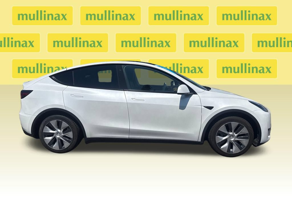 Used 2020 Tesla Model Y Long Range AWD/4WD image 2