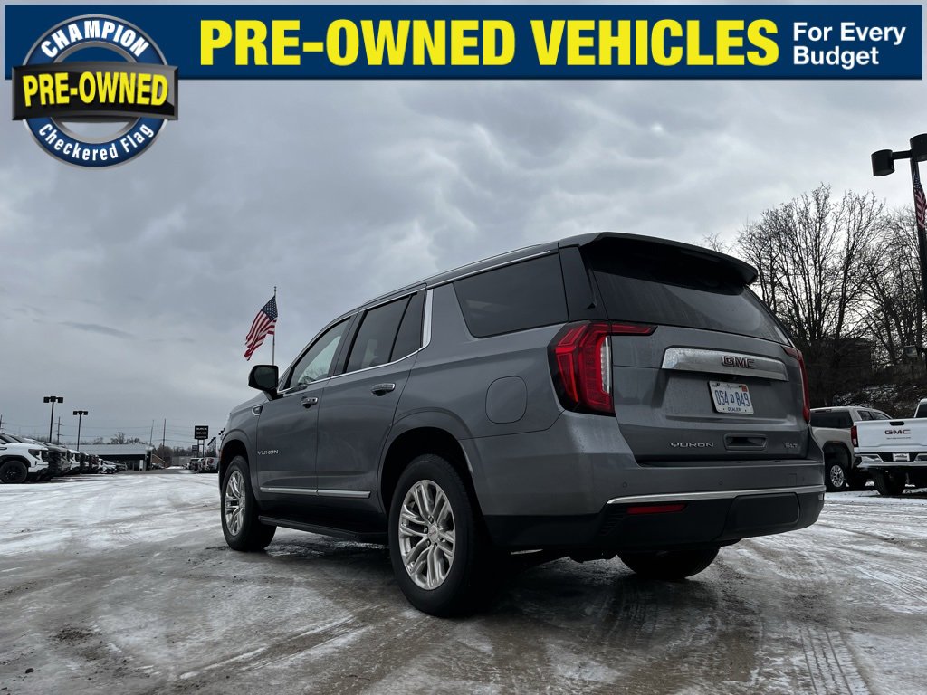Used 2022 GMC Yukon SLT w/ SLT Premium Package image 8