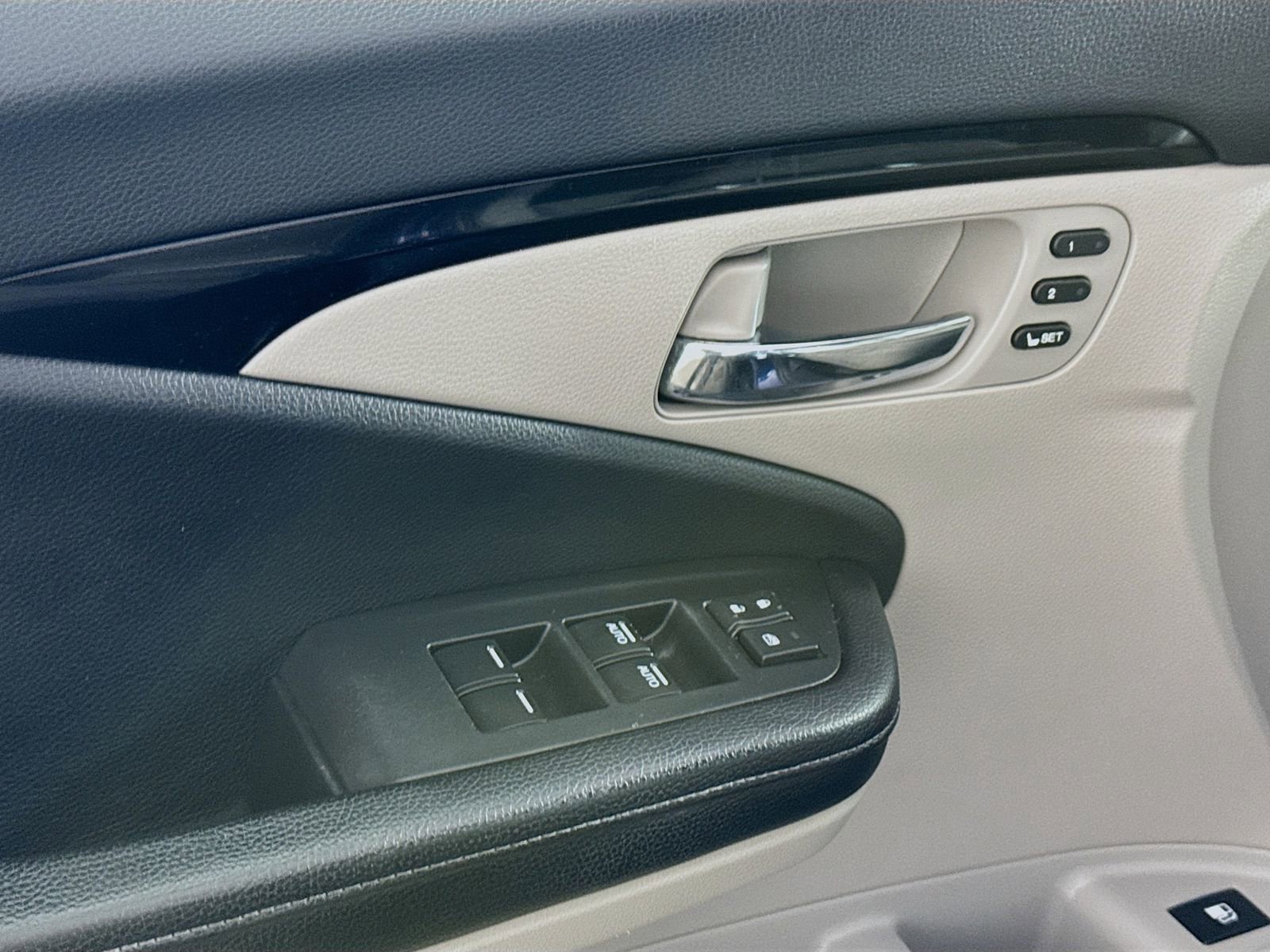 Used 2019 Honda Ridgeline RTL-E image 12