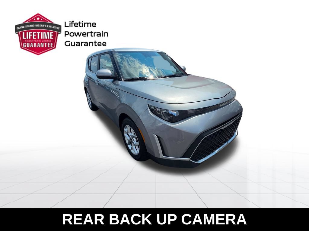 Used 2023 Kia Soul LX w/ LX Technology Package FWD image 6