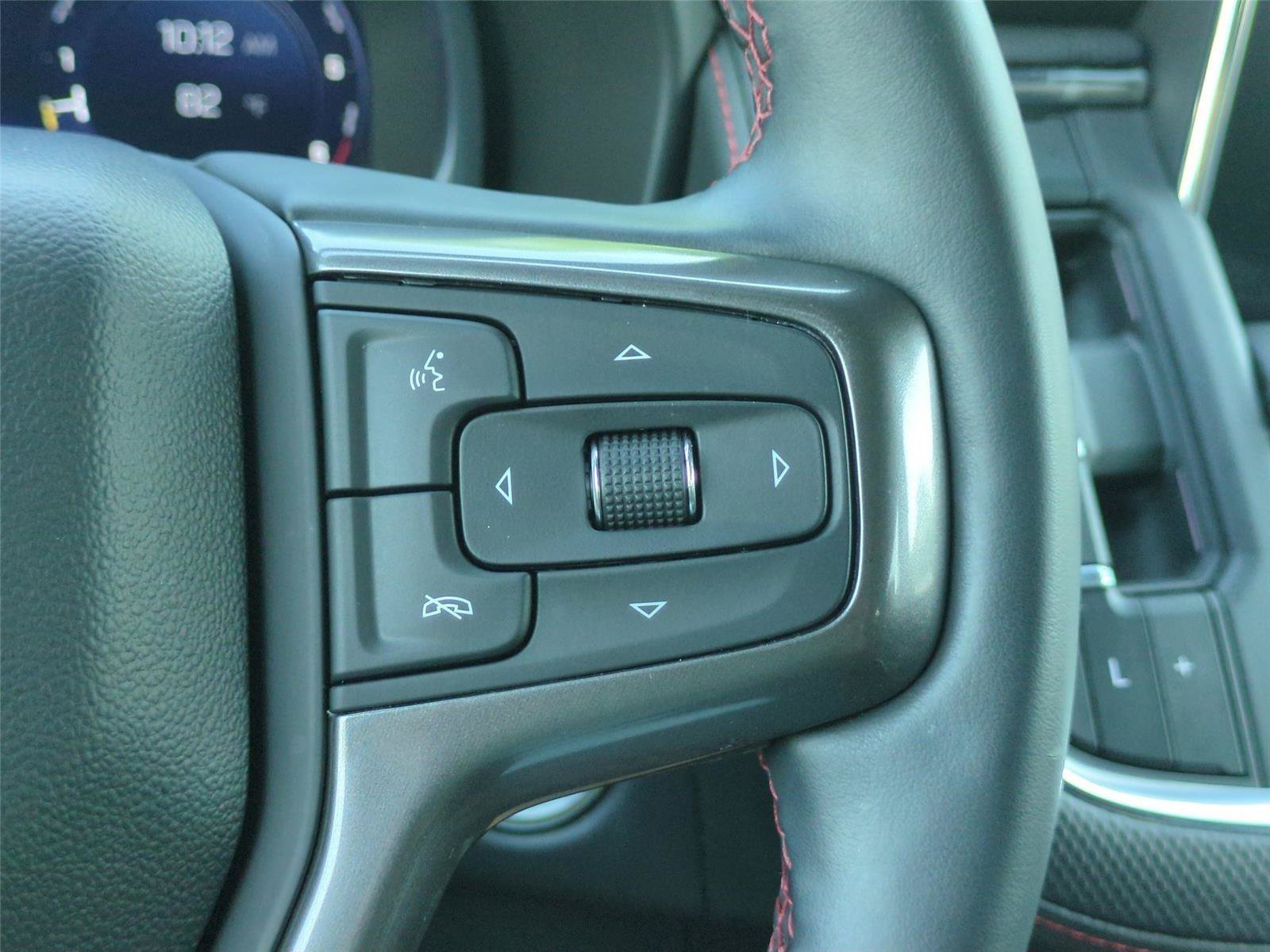Used 2024 Chevrolet Tahoe RST w/ Luxury Package AWD/4WD image 18