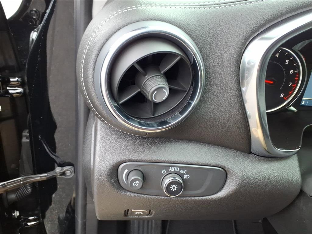 New 2025 Chevrolet Blazer LT w/ Midnight/Sport Edition image 26