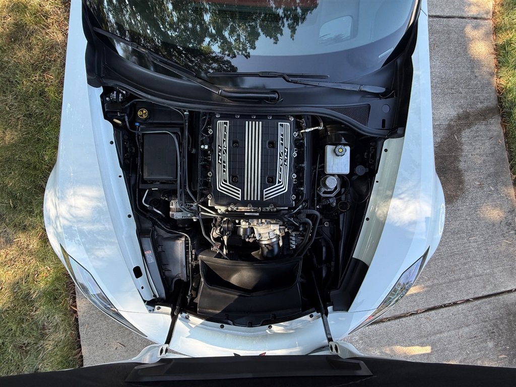 Used 2018 Chevrolet Corvette Z06 RWD image 64