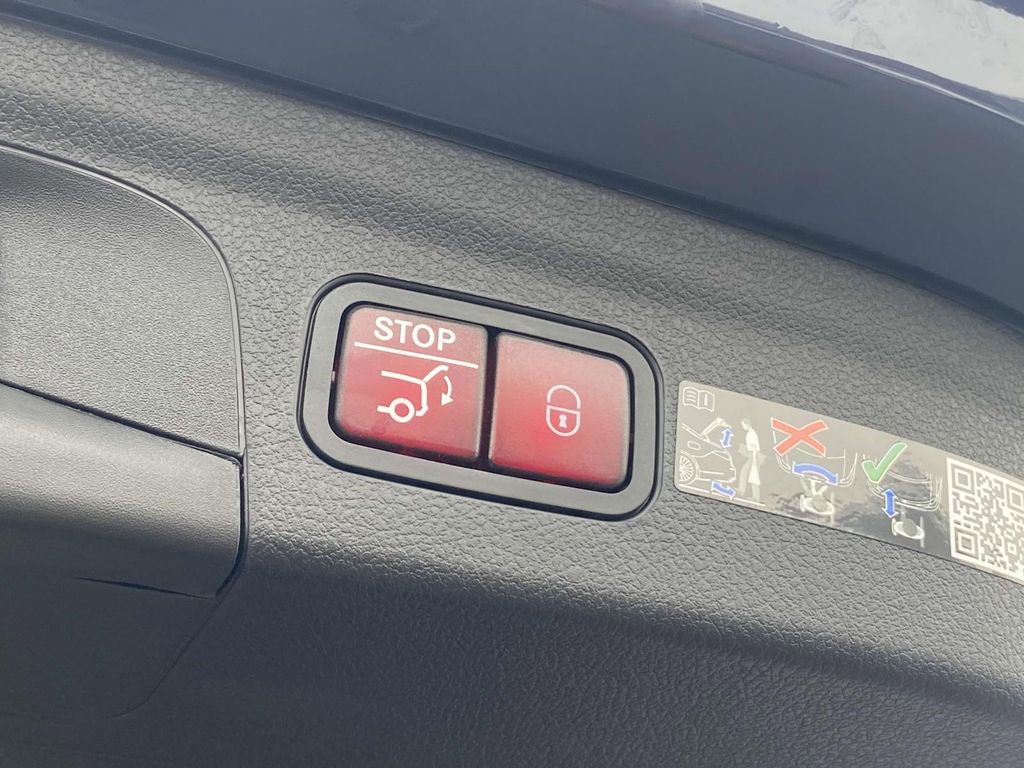 Certified 2025 Mercedes-Benz GLE 350 GLE 350 image 11