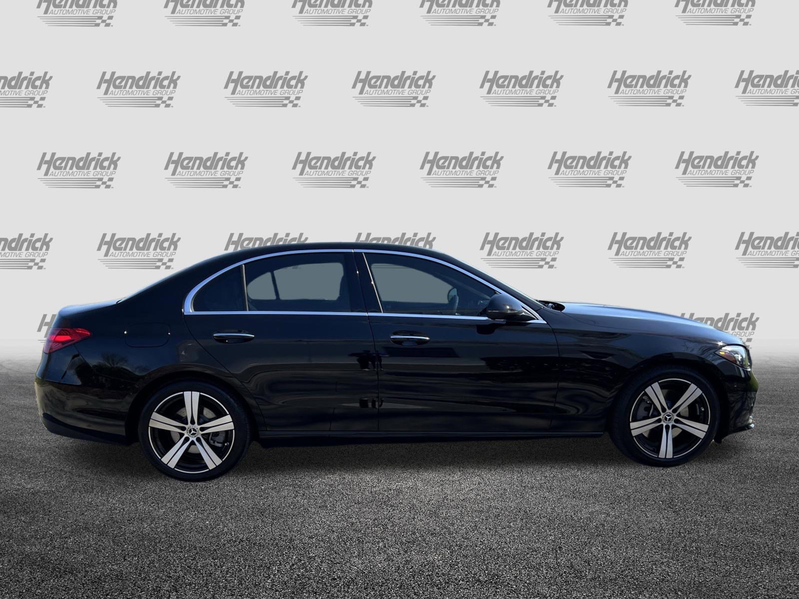 Used 2025 Mercedes-Benz C 300 Sedan image 10