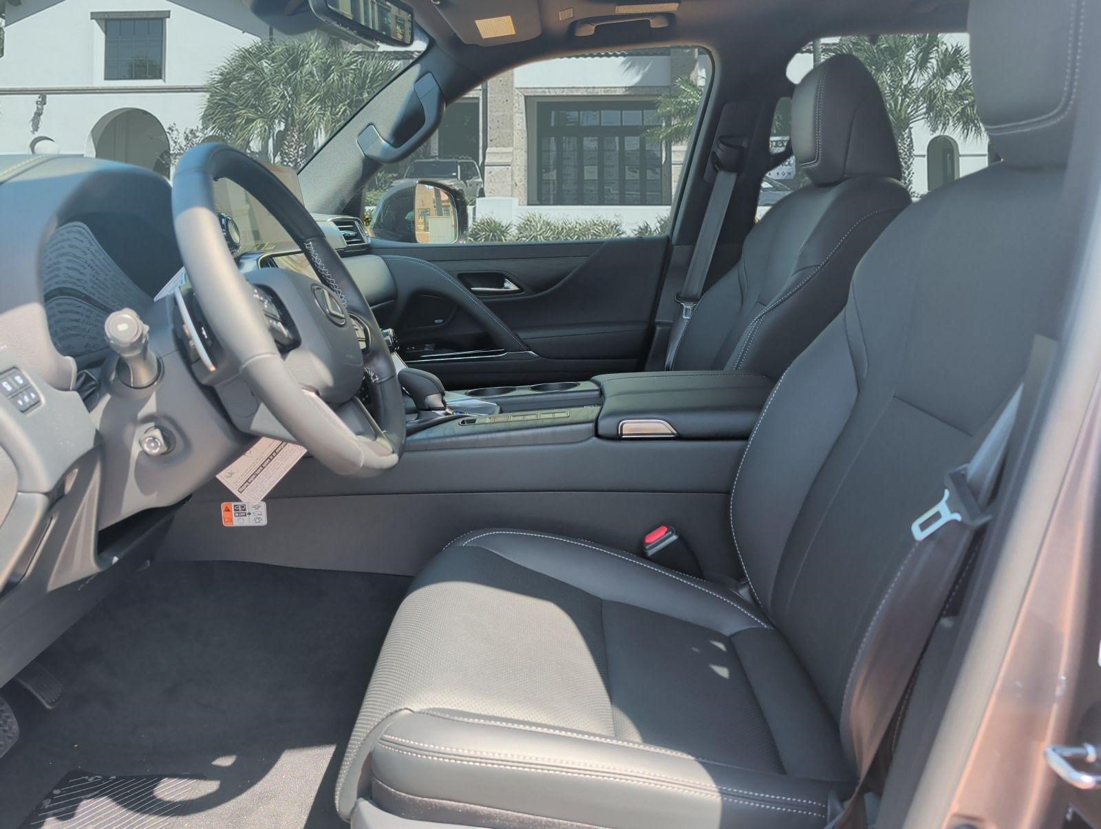New 2026 Lexus LX 700h Luxury w/ Appearance Package AWD/4WD image 11