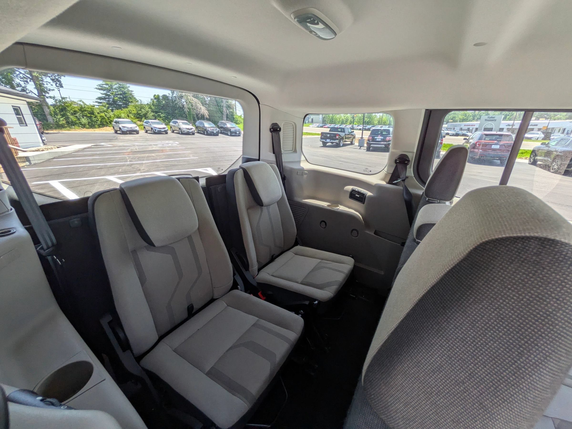 Used 2015 Ford Transit Connect XLT FWD image 32