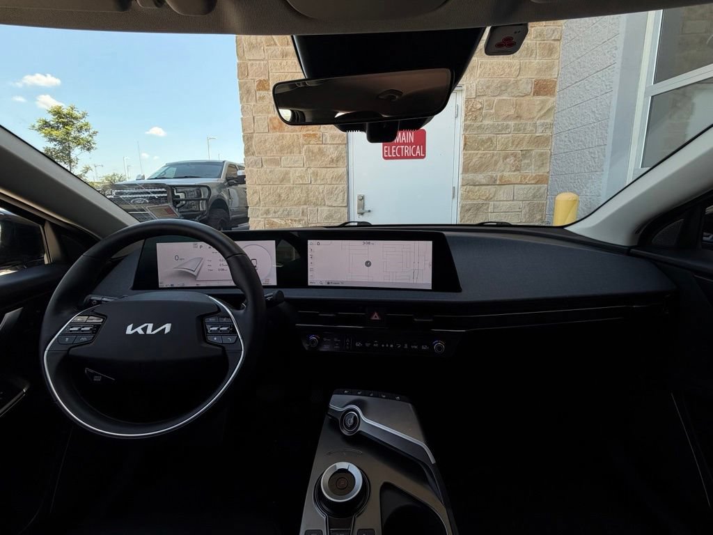 Used 2022 Kia EV6 Wind w/ Wind Technology Package AWD/4WD image 25