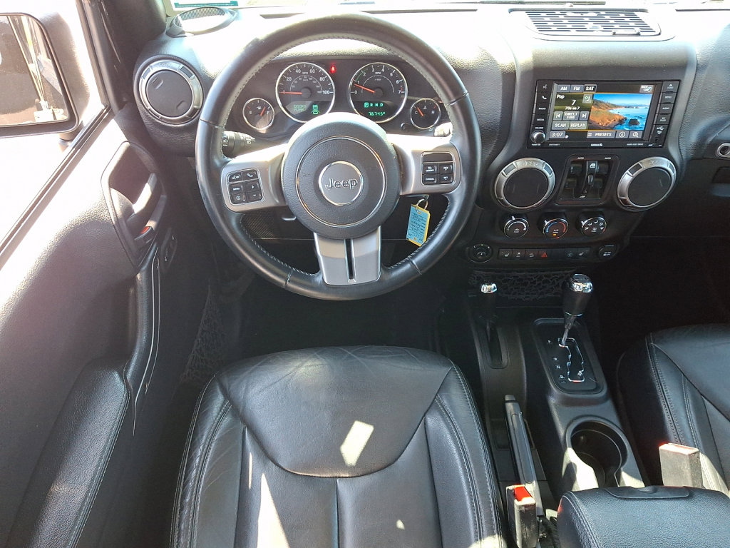 Used 2018 Jeep Wrangler Unlimited Sahara AWD/4WD image 22