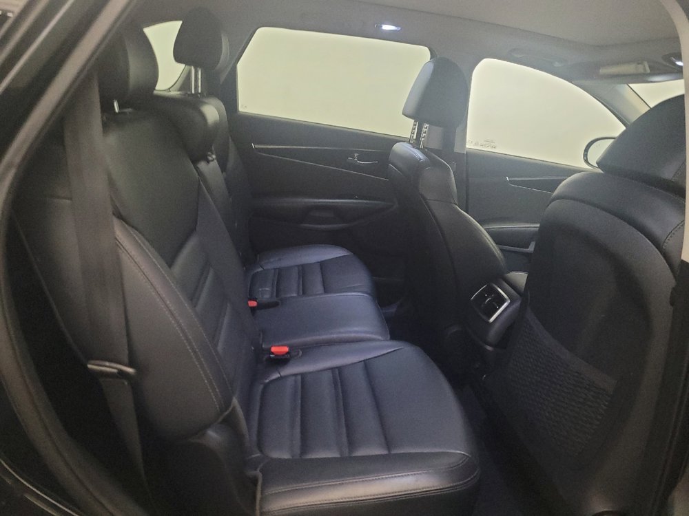 Used 2019 Kia Sorento EX AWD/4WD image 19