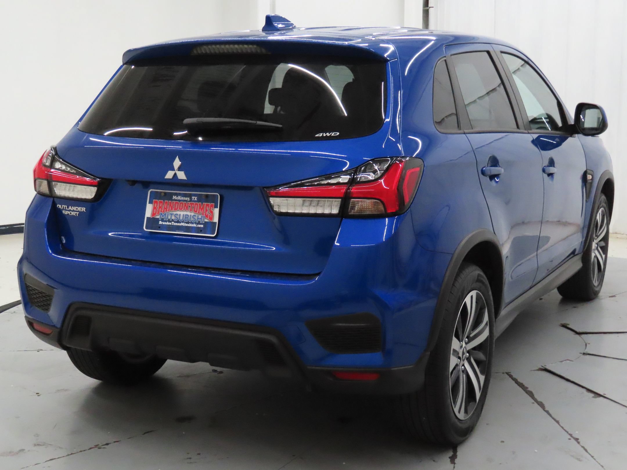 Used 2026 Mitsubishi Outlander Sport ES AWD/4WD image 3
