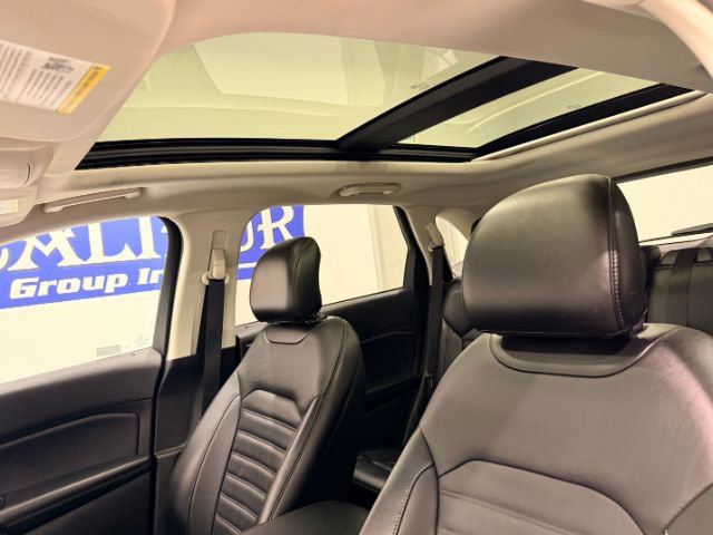Used 2015 Ford Edge SEL w/ Equipment Group 201A AWD/4WD image 38