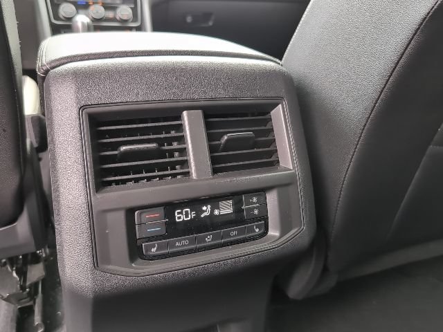 Used 2023 Volkswagen Atlas SEL Premium AWD/4WD image 23