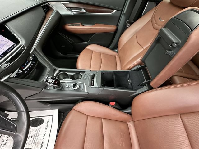 Certified 2023 Cadillac XT5 Premium Luxury FWD image 29