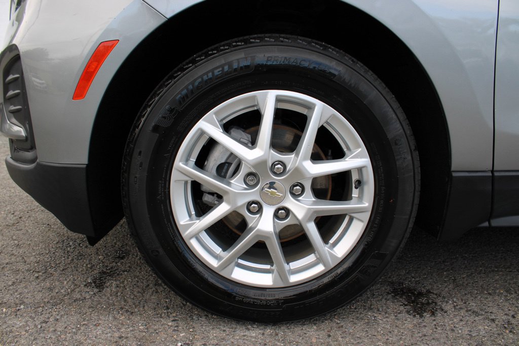 Used 2024 Chevrolet Equinox LS w/ Driver Confidence II Package FWD image 22