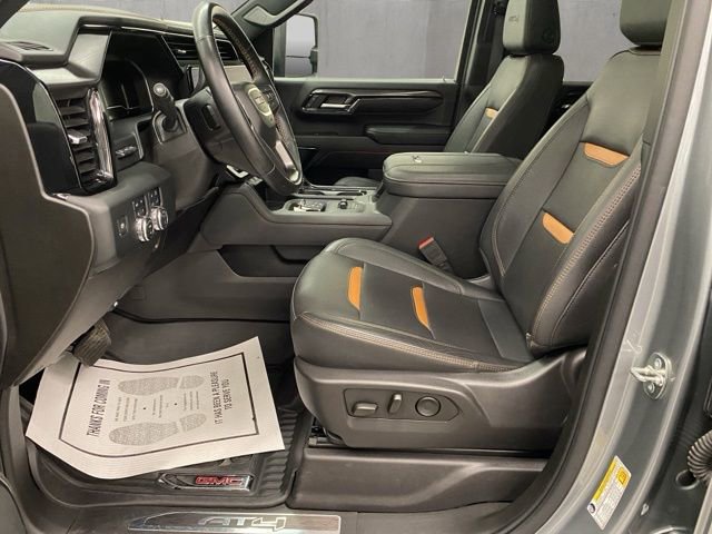 Used 2024 GMC Sierra 2500 AT4 w/ AT4 Premium Plus Package AWD/4WD image 18