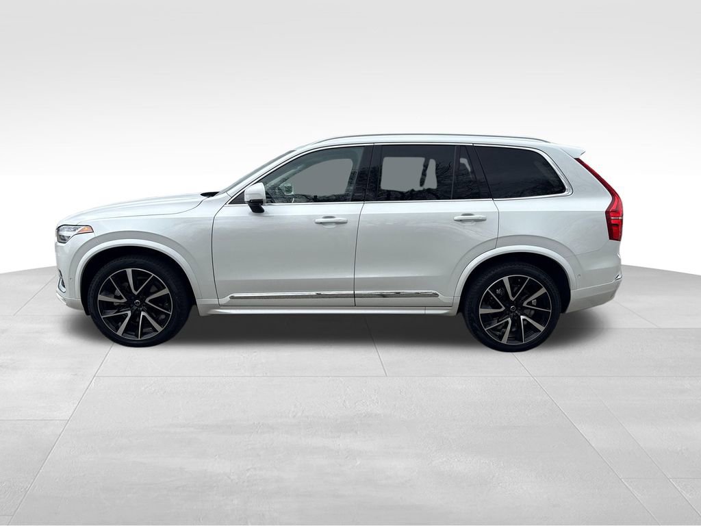 Used 2024 Volvo XC90 B6 Plus w/ Protection Package image 2